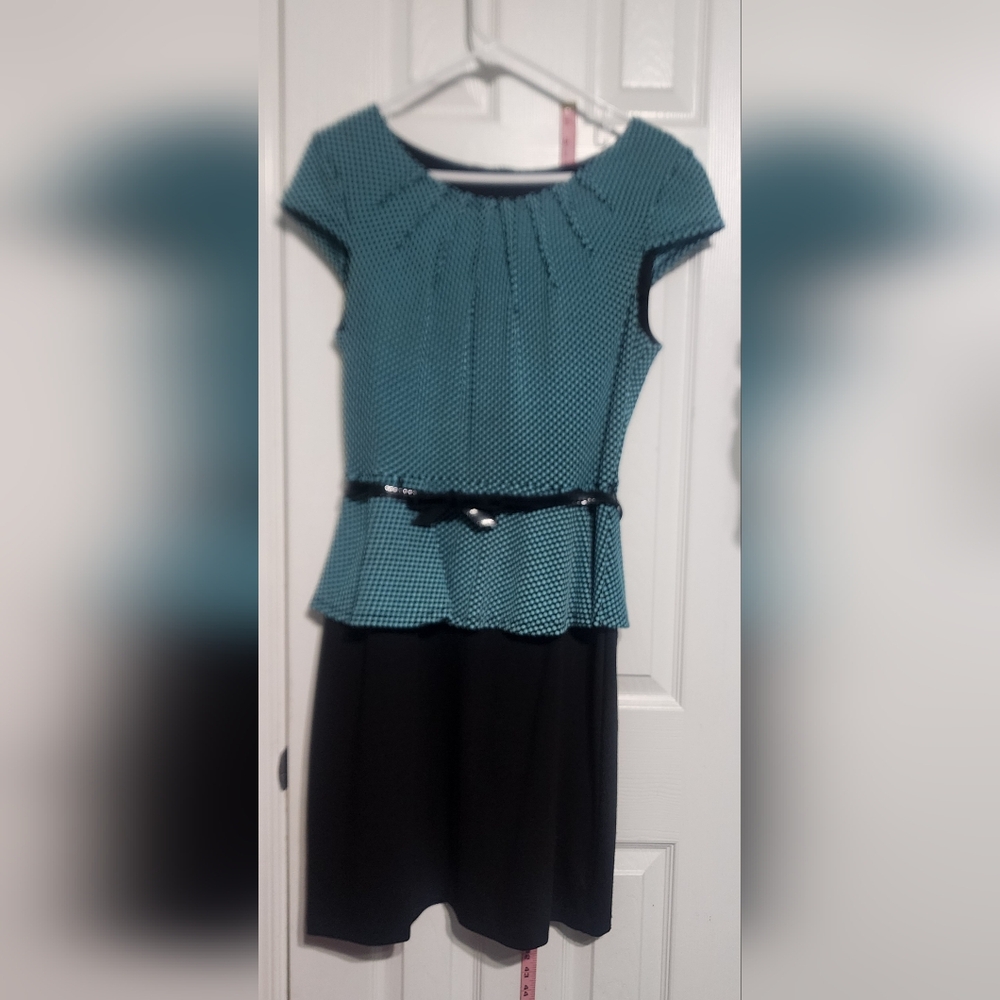 Comfy & professional dress!  sz 10